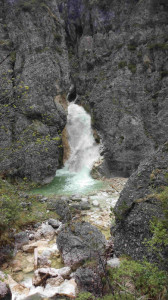 Grundache Wasserfall klein